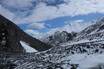 Schneebedeckter Pass