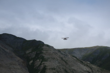 Versorgung fuer den Kanu-Abschnitt im Anflug.